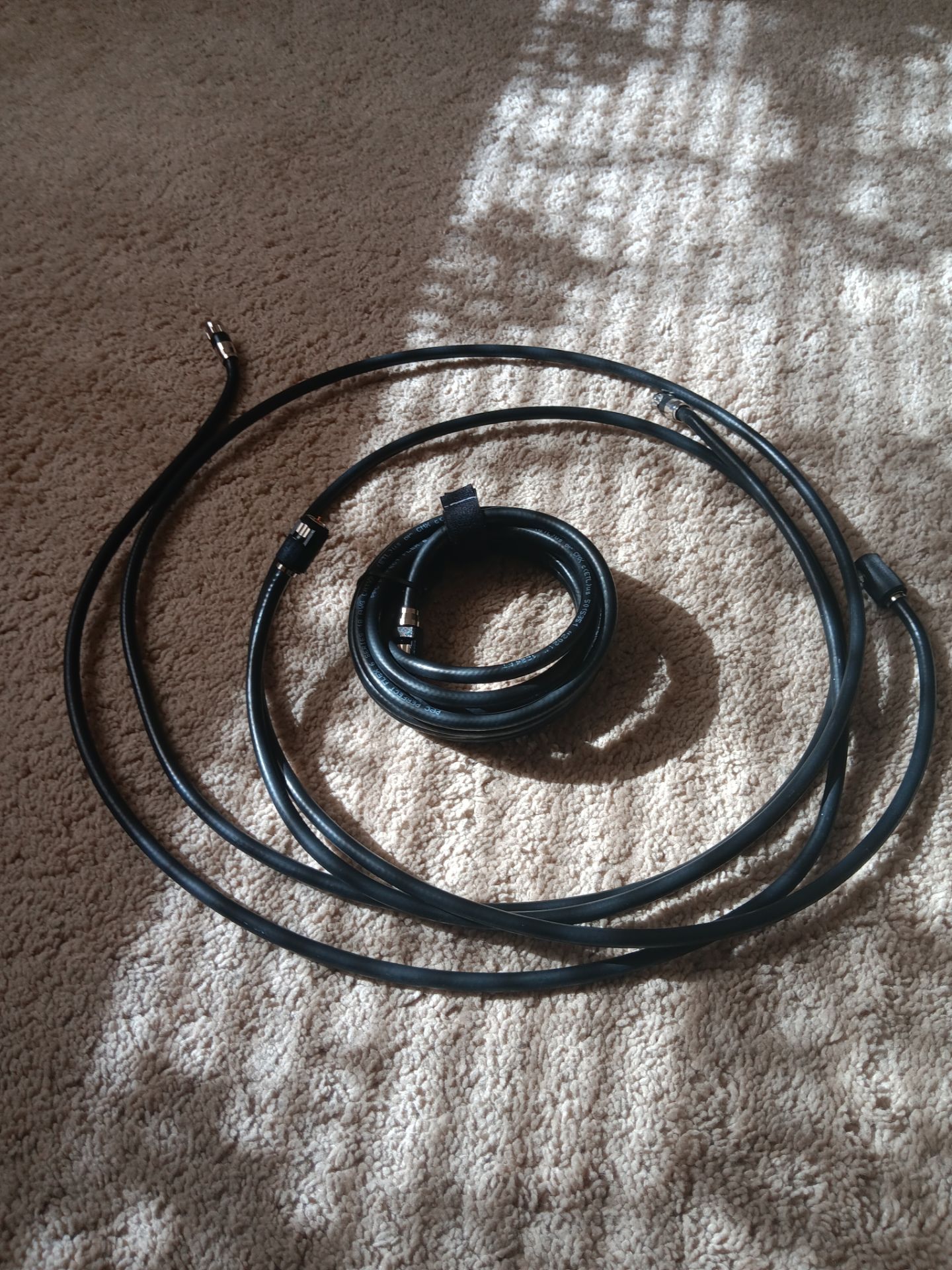 Free cable wires