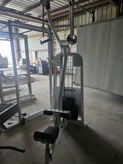Weight Stack Lat Pulldown