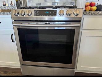 Natural gas stove