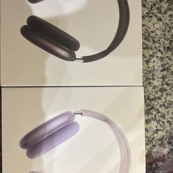 AirPod Maxes 