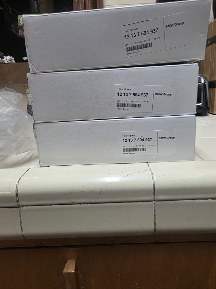 BMW Brand New OEM Ignition Coils Also Fits Rolls-Royce Mini Cooper Etc