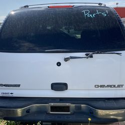 2002 Chevy Tahoe Part Out ‼️