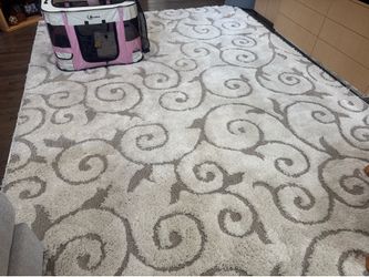 Contemporary rug, 9’ x 12‘
