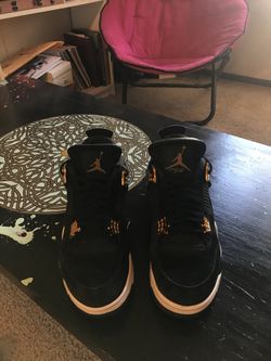 Nike Jordan 4s Royalty Size 11... VNDS!