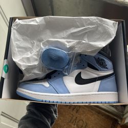 DS Jordan 1 University Blue Size 9