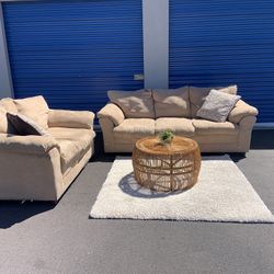 Nice microfiber couch set smoke free pet free