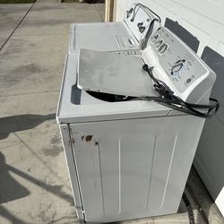 Washer dryer