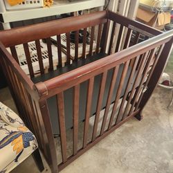 Baby crib