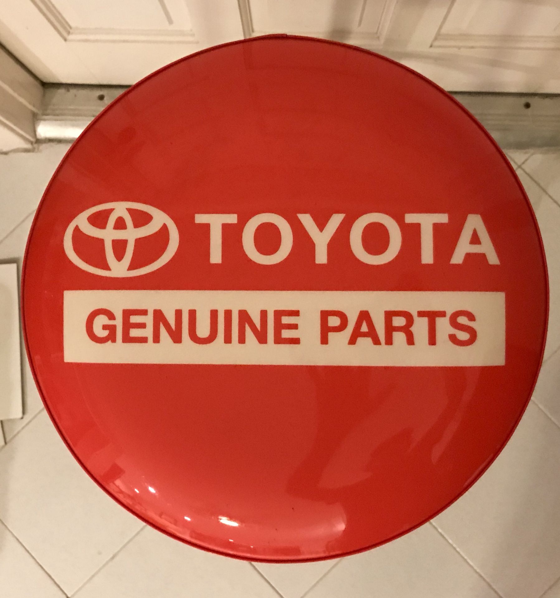 Toyota hotsell shop stool