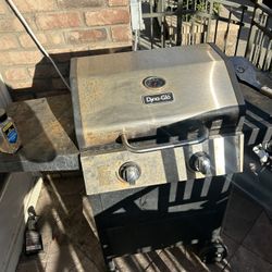 Dyna-Glo barbecue Propane grill