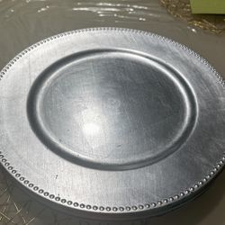 Platos  