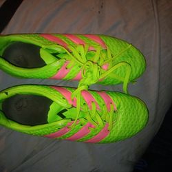 Used ADIDAS Soccer Cleats Size 4 Kids