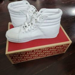 SIZE 7 MENS WHITE VANS