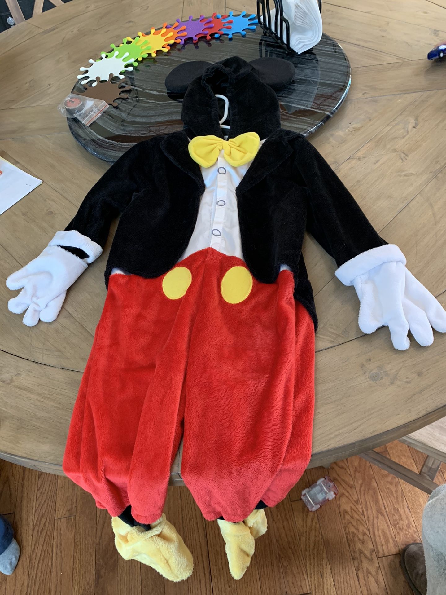 Mickey Mouse costume 12/18m