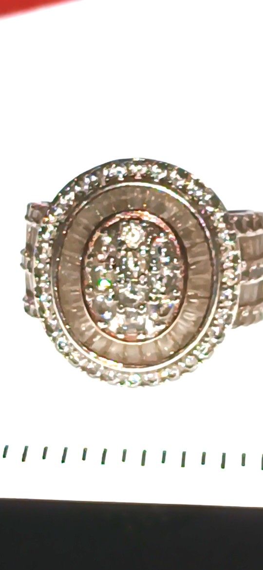 Woman's Ring