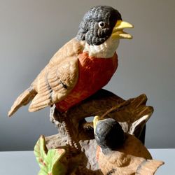 Vintage Robin Musical Figuring