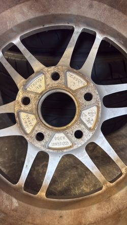Enkie RPF1 17x9.5 18 offset