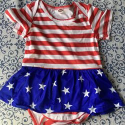 Independence Day Dress Newborn 3 - 6 months girl bodysuit.