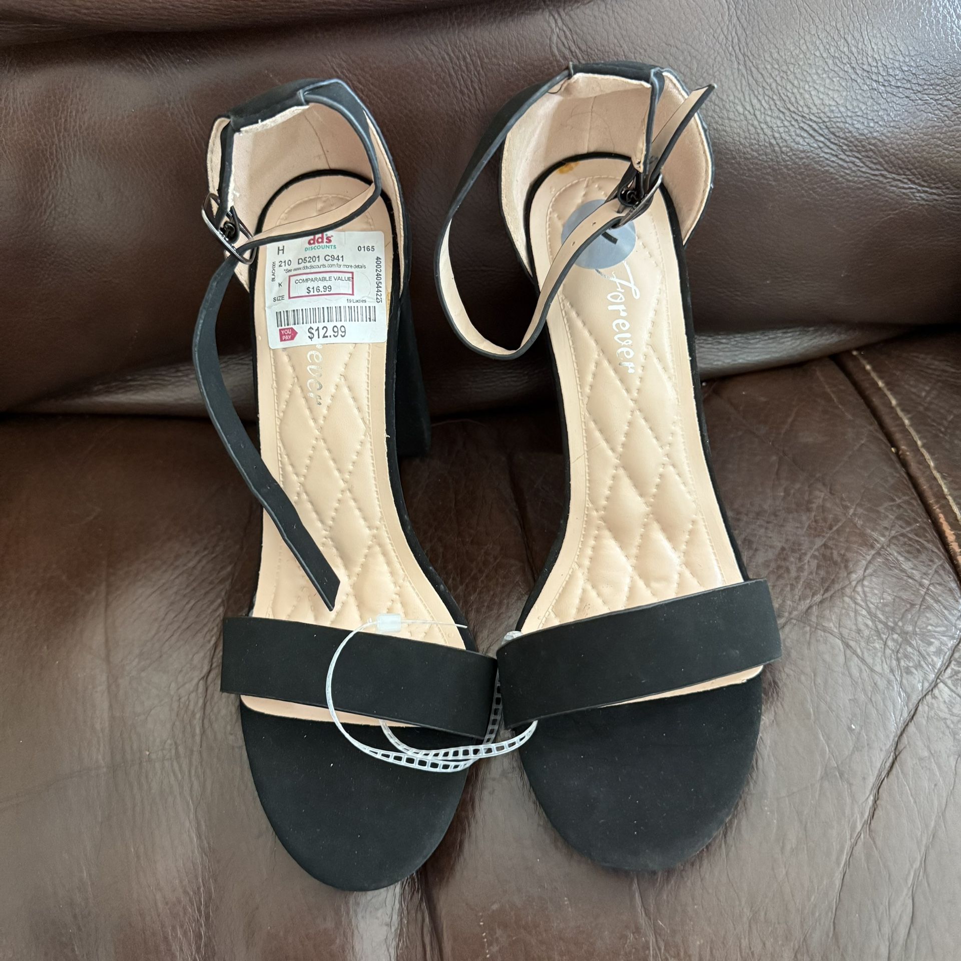 BRAND NEW Black Heels NEED GONE!🖤