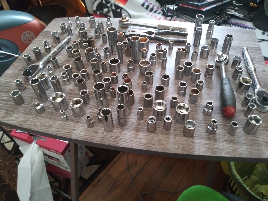 Over 100 pieces STANLEY TOOLS