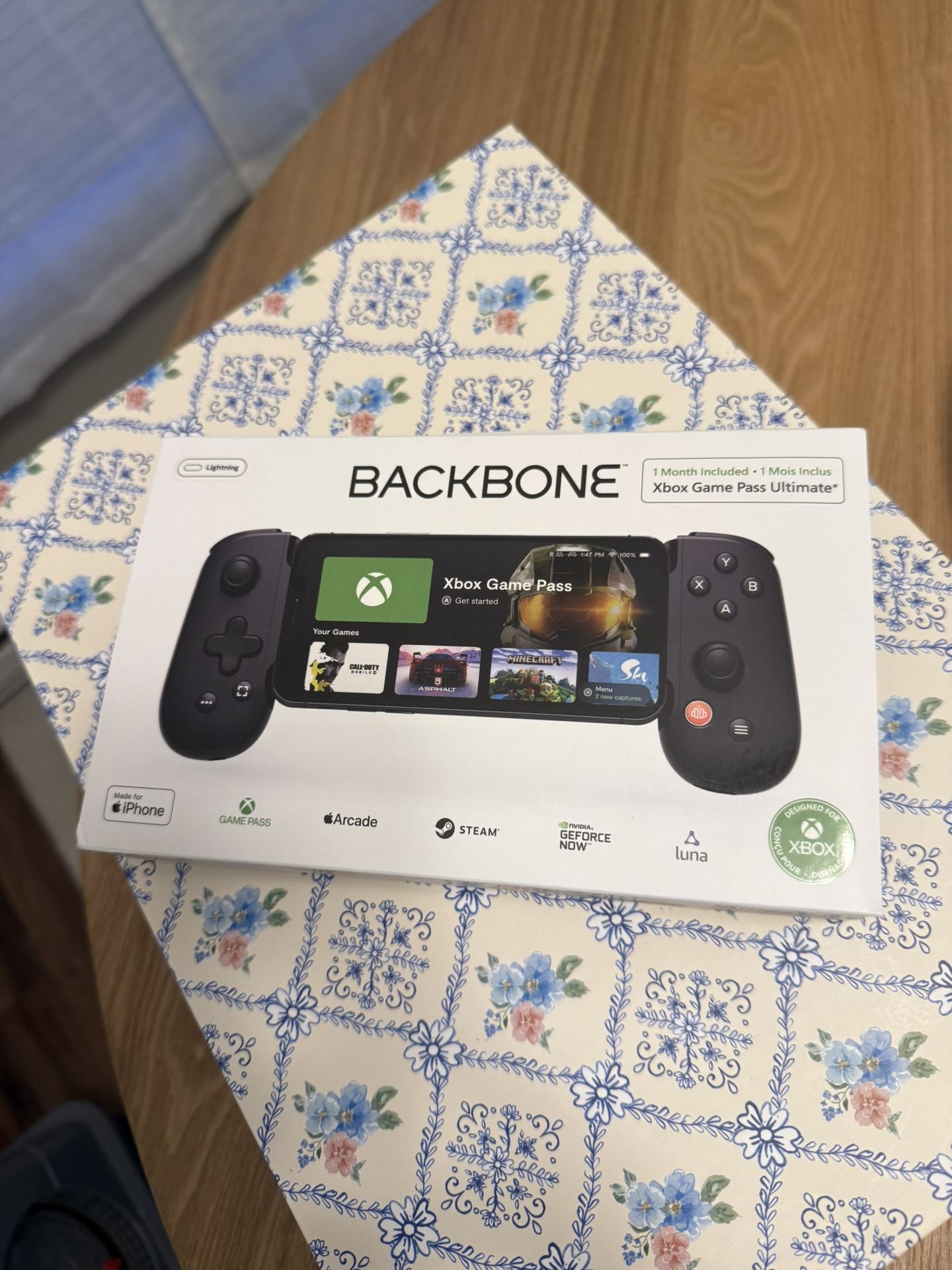 Backbone For Xbox (Lightning)