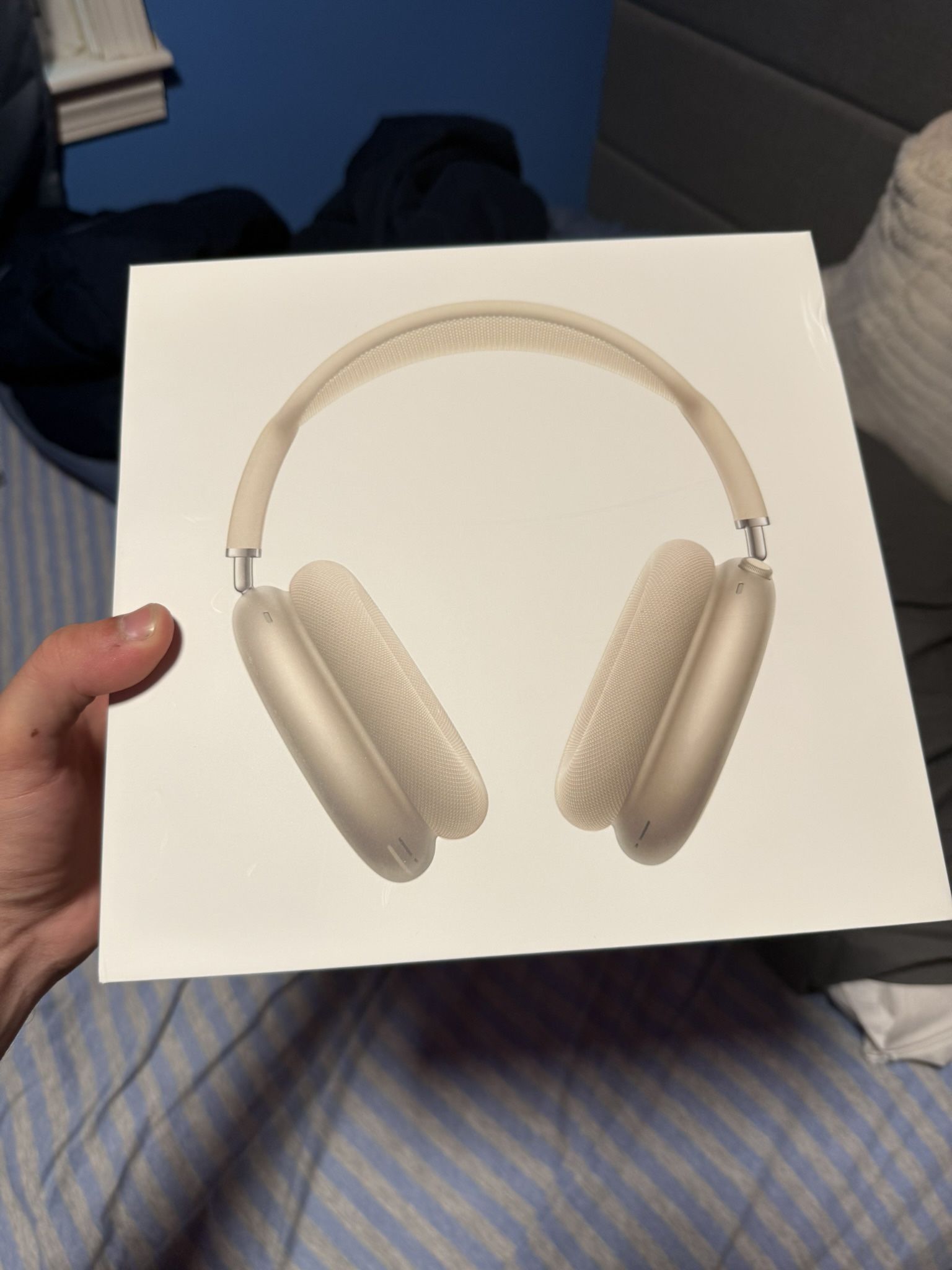AirPod Max Starlight