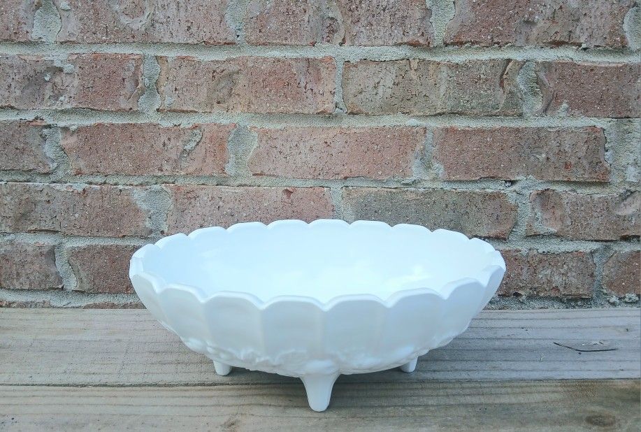Vintage Colony Harvest Milk Glass Centerpiece