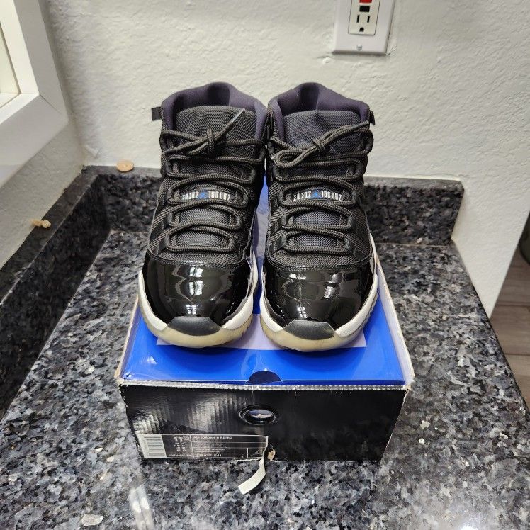 2009 Jordan 11 Spacejam
