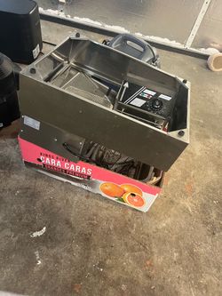 Double deep fryer and indoor XL grill
