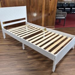 New Twin-Size Platform Bed with Panel Headboard and Footboard, White