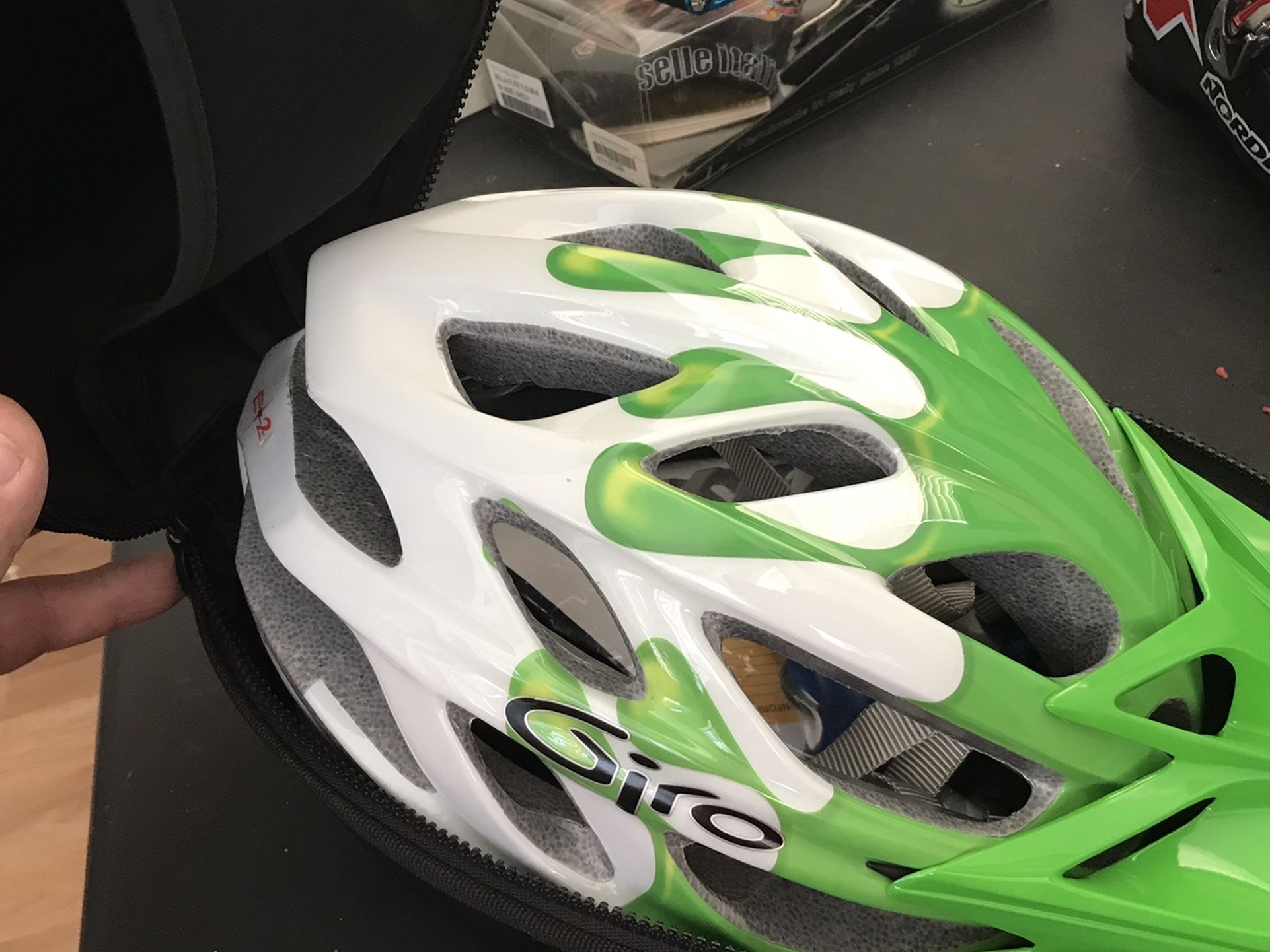 Giro E2 Bike Helmet