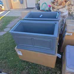 self watering planter 