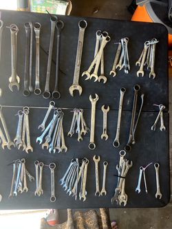 DeWalt Tool Bag + 68 Metric & SAE Wrenches - Complete DIY Starter Lot