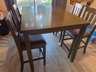 Kitchen table