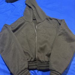 Black Cropped Sweater 