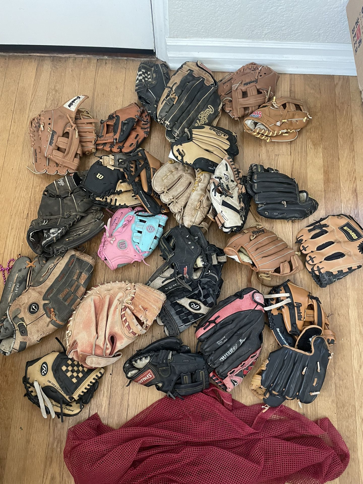 Lot of 25 Baseball Gloves 