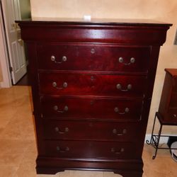 Mahogany Brown 6-Drawer Dresser