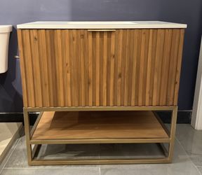 36” Bemma Vanity w/ Quartz Top & Soft-Close Drawers