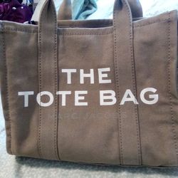 Marc Jacobs "The Tote Bag"