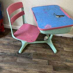 Little Girls School Desk