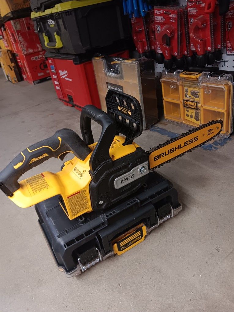 DEWALT XR 20V CORDLESS CHAINSAW 14IN TOOL-ONLY