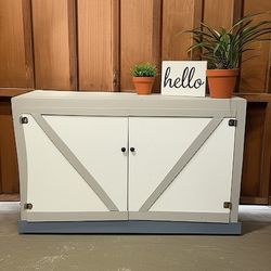 2 Shelf Cabinet 47”L x 29”H x22”D