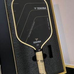 TENVINA Pickleball Paddles, Thermoformed T700SC Carbon Fiber Pickleball Paddle, Pickleball Racket USAPA Approved with Dominant Power and Larger Sweet