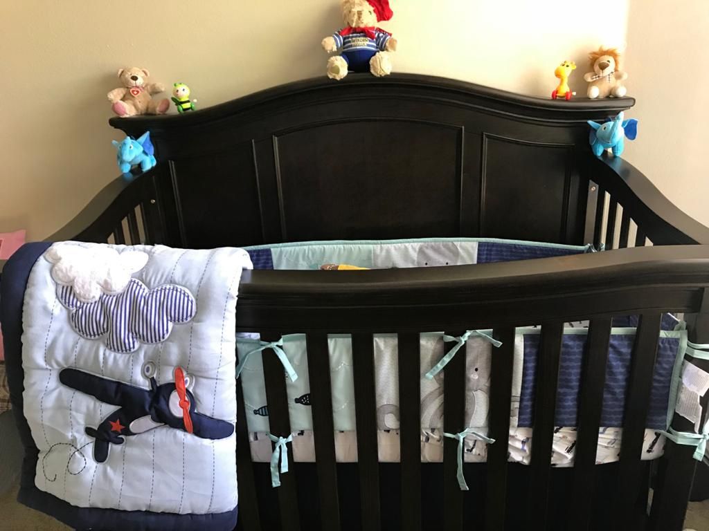 Crib-Baby cache