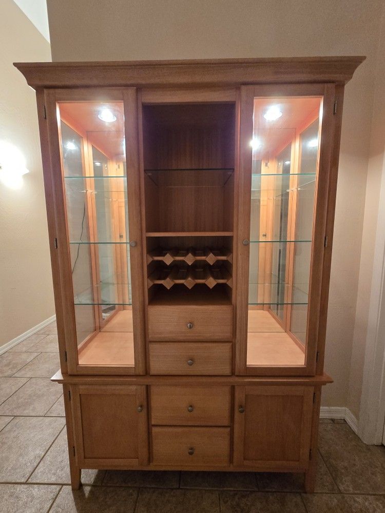 Solid Maple Wood China Cabinet