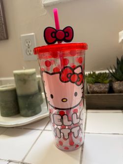 24oz Hello Kitty Tumbler!