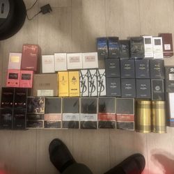 Colognes And Perfumes 