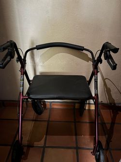 Plus size walker ( foldable )