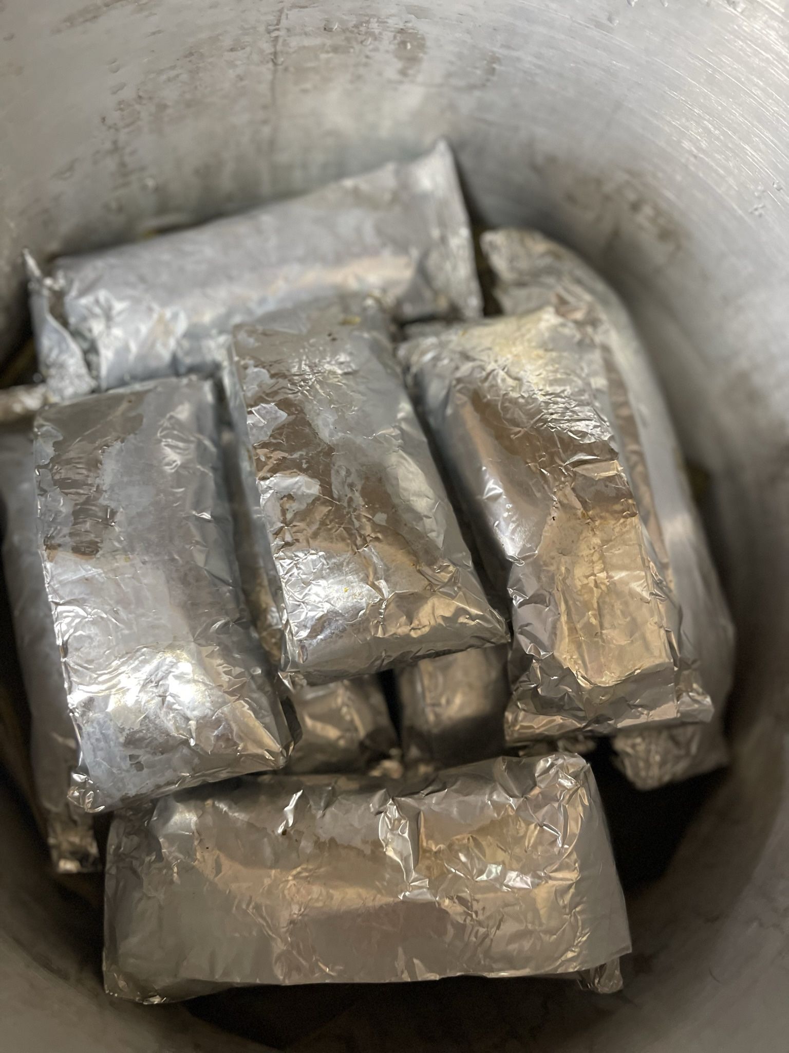 Tamales De Pollo ,Atol de Platano 