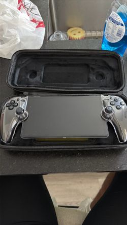 PlayStation Portal with case & protectionincluded